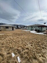 2331 Amherst Ave in Butte, MT - Foto de edificio - Building Photo