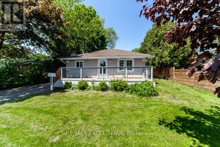 278 Pasadena Dr in Georgina, ON - Building Photo - Building Photo