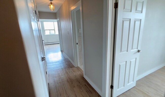 property at 1095 Lakeshore Rd E