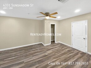 4331 Sunshadow St in San Antonio, TX - Building Photo - Building Photo