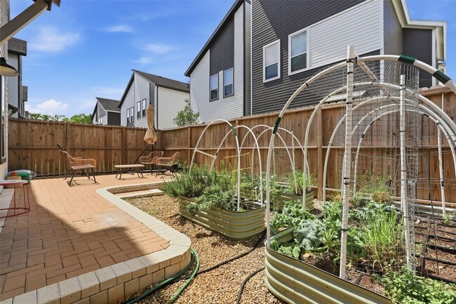 property at 5825 Francis Oak Ln