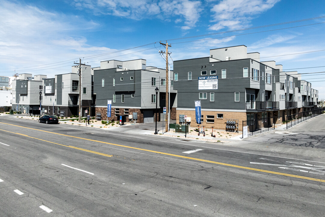 Central Heights Townhomes in Salt Lake City, UT - Foto de edificio