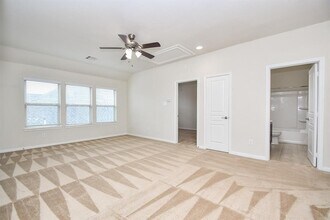 30217 Live Oak Way in Brookshire, TX - Building Photo - Building Photo