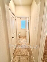 8919 Olmstead Park in Converse, TX - Building Photo - Building Photo