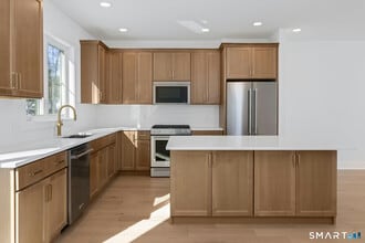 27 Bramble Tr in Brookfield, CT - Building Photo - Building Photo