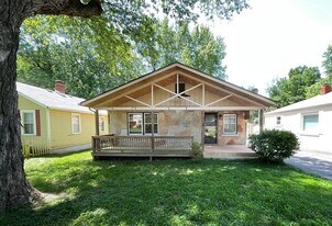 508 E Cozy St in Springfield, MO - Building Photo