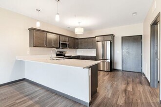 2873 Spring Rose Cir in Coralville, IA - Building Photo - Building Photo