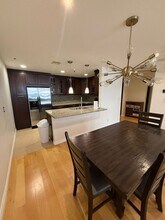 121 S Hope St in Los Angeles, CA - Building Photo - Building Photo