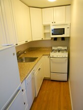 12 Edgerly Rd, Unit 33 #13 in Boston, MA - Building Photo - Building Photo