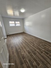 448 Screvin Ave in Bronx, NY - Foto de edificio - Building Photo