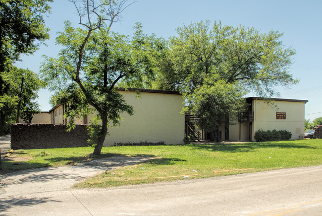 The Oberon in Pasadena, TX - Building Photo - Building Photo