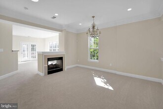 111 Chevy Chase St in Gaithersburg, MD - Building Photo - Building Photo