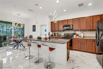 6965 Avalon Cir in Naples, FL - Building Photo - Building Photo