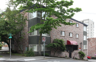 Royhill Apartments in Seattle, WA - Foto de edificio - Building Photo