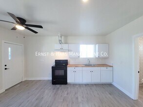 3100 E Spaulding St in Long Beach, CA - Building Photo - Building Photo