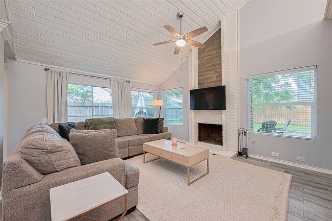 property at 8711 Pines Pl Dr