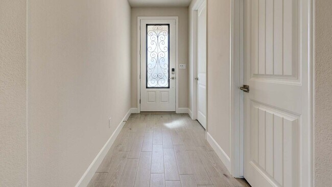 4252 N Phoenix Ave in Fresno, CA - Building Photo - Building Photo