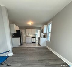 162 Davenport St in Bridgeport, CT - Building Photo - Building Photo