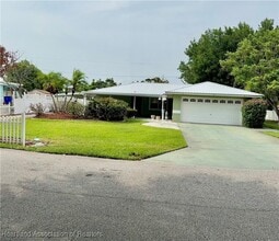 205 Dove Ave in Sebring, FL - Building Photo - Building Photo