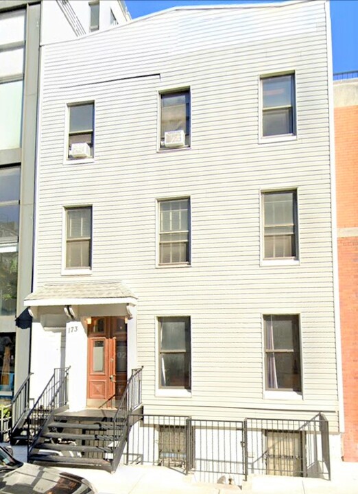 173 N 7th St in Brooklyn, NY - Building Photo