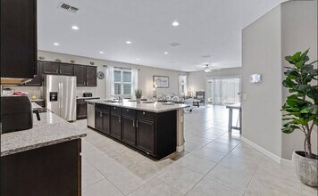 5314 W Alta Mesa Ave in Phoenix, AZ - Building Photo - Building Photo