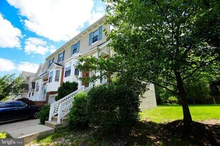 2005 Harvard Dr in North Wales, PA - Building Photo