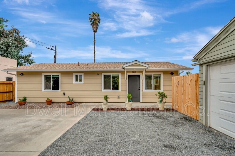 8778 Jefferson Ave in La Mesa, CA - Foto de edificio