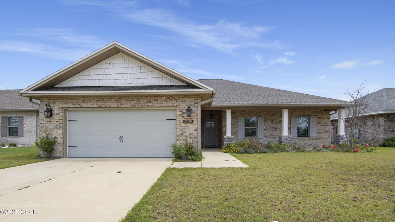 3580 Cedar Park Dr in Panama City, FL - Building Photo