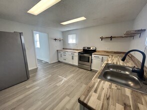 924 Murphy Ave in Joplin, MO - Building Photo - Building Photo