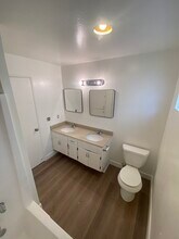 325 Monterey Blvd, Unit A in Hermosa Beach, CA - Building Photo - Building Photo