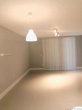 8363 Lake Dr-Unit -202 in Doral, FL - Building Photo - Building Photo