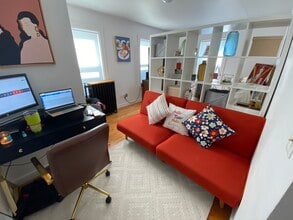 574 Dorchester Ave, Unit 2 in Boston, MA - Building Photo - Building Photo