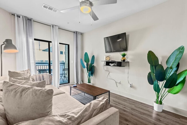 455 14th St NW in Atlanta, GA - Foto de edificio - Building Photo