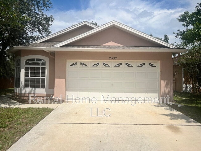 property at 2537 Hickory Oak Blvd