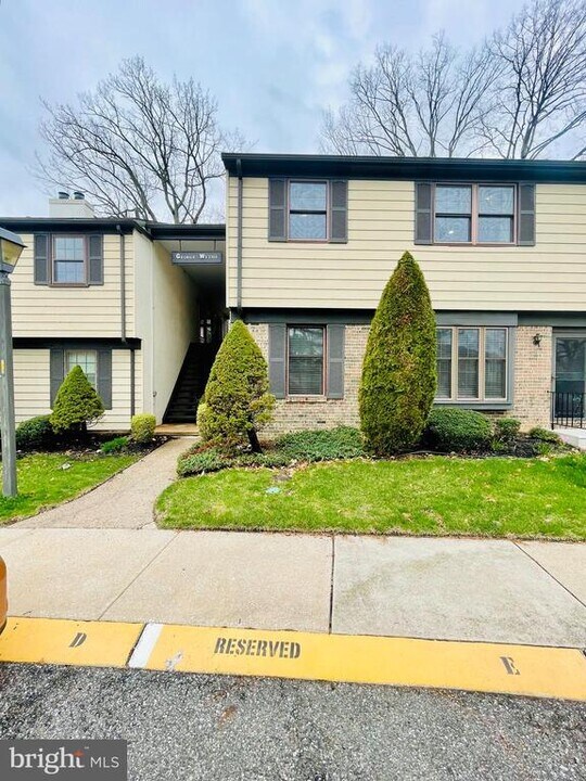 4 George Wythe Bldg in Washington Township, NJ - Building Photo