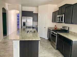 3042 San Miguel Ct in Las Cruces, NM - Building Photo - Building Photo