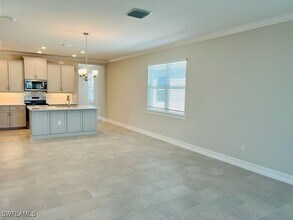 28310 Captiva Shell Lp in Bonita Springs, FL - Building Photo - Building Photo