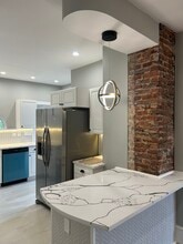 74 Delaware Ave in Penns Grove, NJ - Foto de edificio - Building Photo