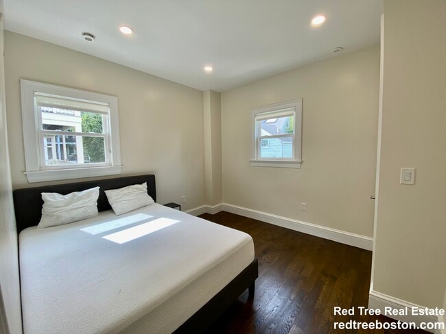 property at 35 Foster St