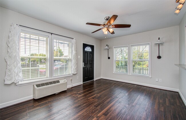 property at 1519 W 12th St