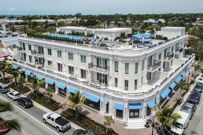 Residences of 5th on 5th in Naples, FL - Building Photo - Building Photo