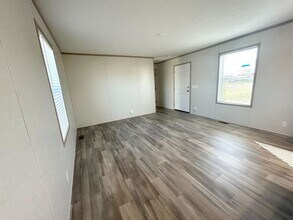 29773 W Deerfield Ct in Chesterfield, MI - Building Photo - Building Photo