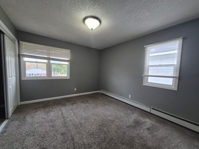 413-415 N Penn Ave in Minneapolis, MN - Building Photo - Building Photo