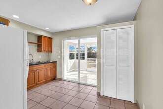 184 SE 27th Way in Boynton Beach, FL - Building Photo - Building Photo