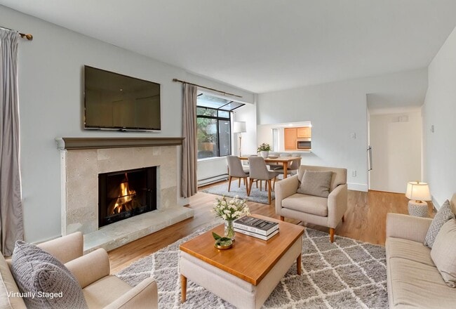 10017 NE 122nd St, Unit CASA Cedar Mill in Kirkland, WA - Building Photo - Building Photo