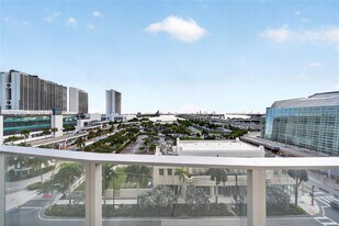 1400 Biscayne Blvd in Miami, FL - Building Photo