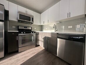 180 N Jefferson St in Chicago, IL - Building Photo - Building Photo