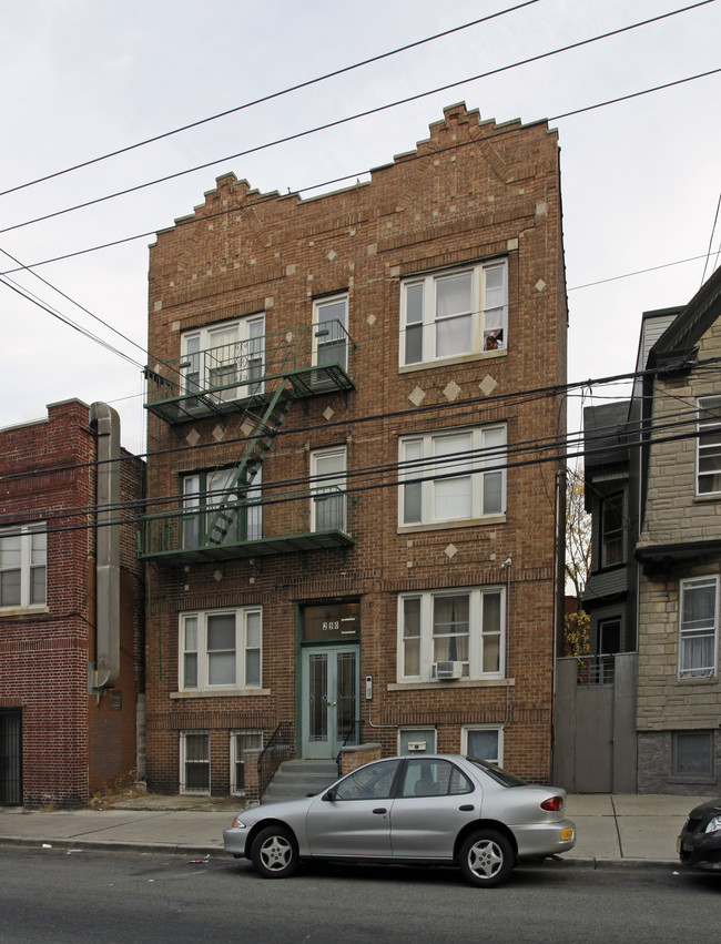 290 Summit Ave in Jersey City, NJ - Building Photo - Building Photo