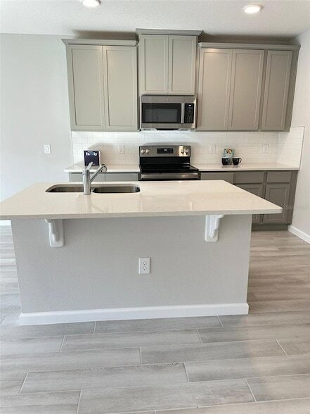 4998 Rain Shadow Dr in St. Cloud, FL - Building Photo - Building Photo