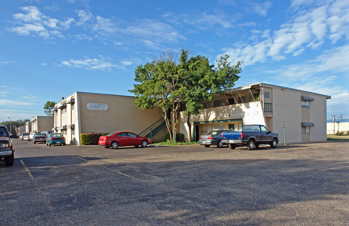 Courtyards West in Lubbock, TX - Foto de edificio